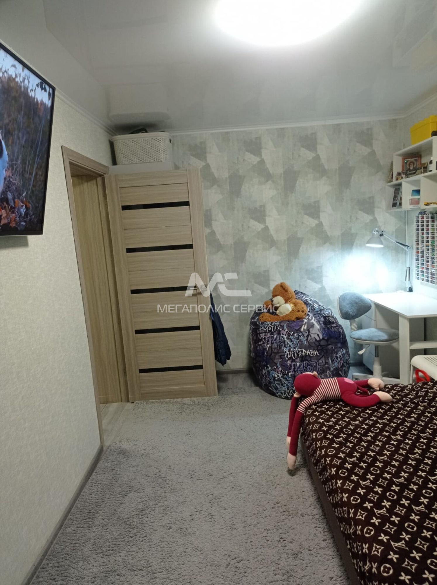 Купить квартиру за 3 600 000 рублей на 11й Красной Армии ул, 15