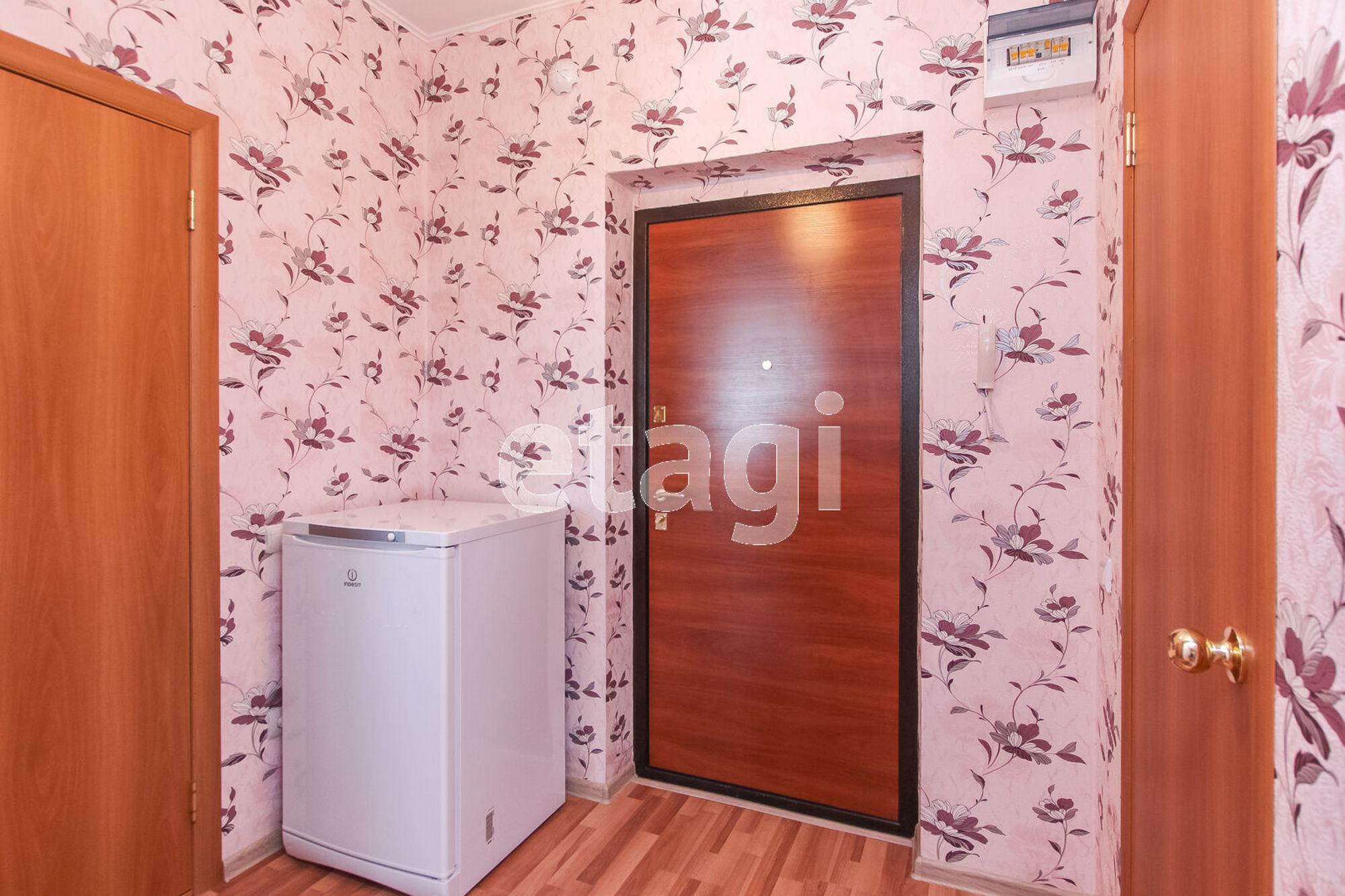 Сдать комнату за 12 000 рублей на Западносибирская, 2/1