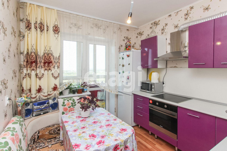 Комната Западносибирская, 2/1