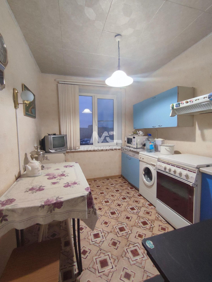 3-комн квартира Победы ул, 50