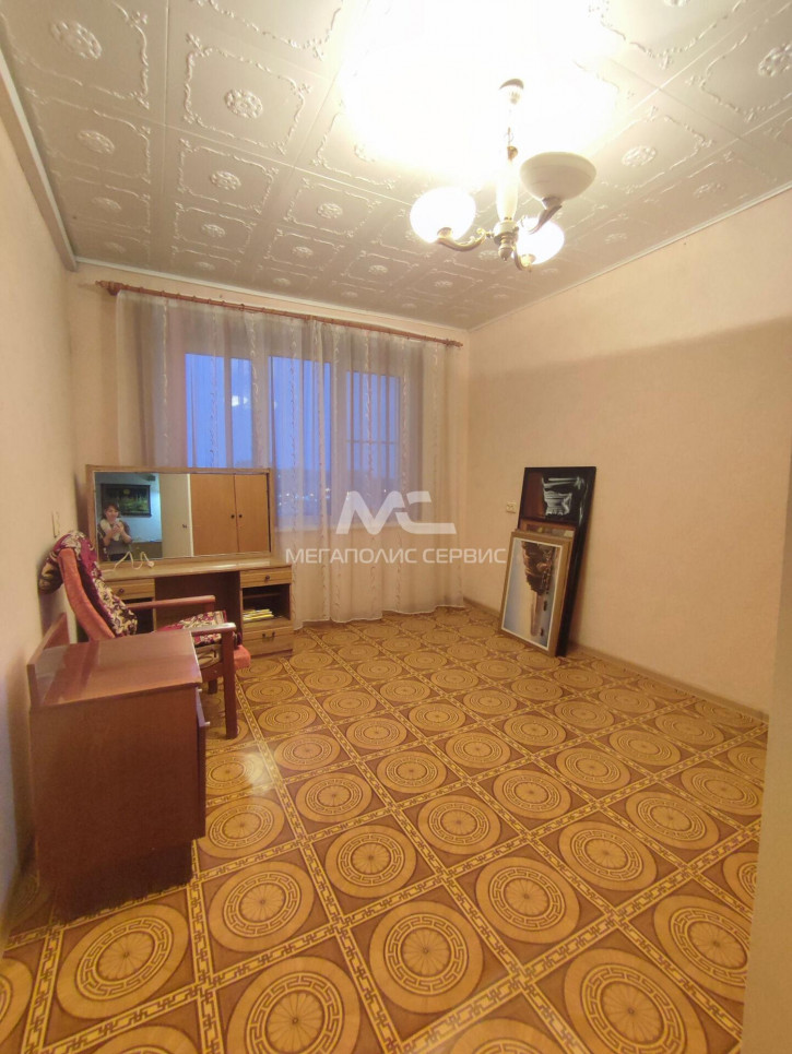 3-комн квартира Победы ул, 50