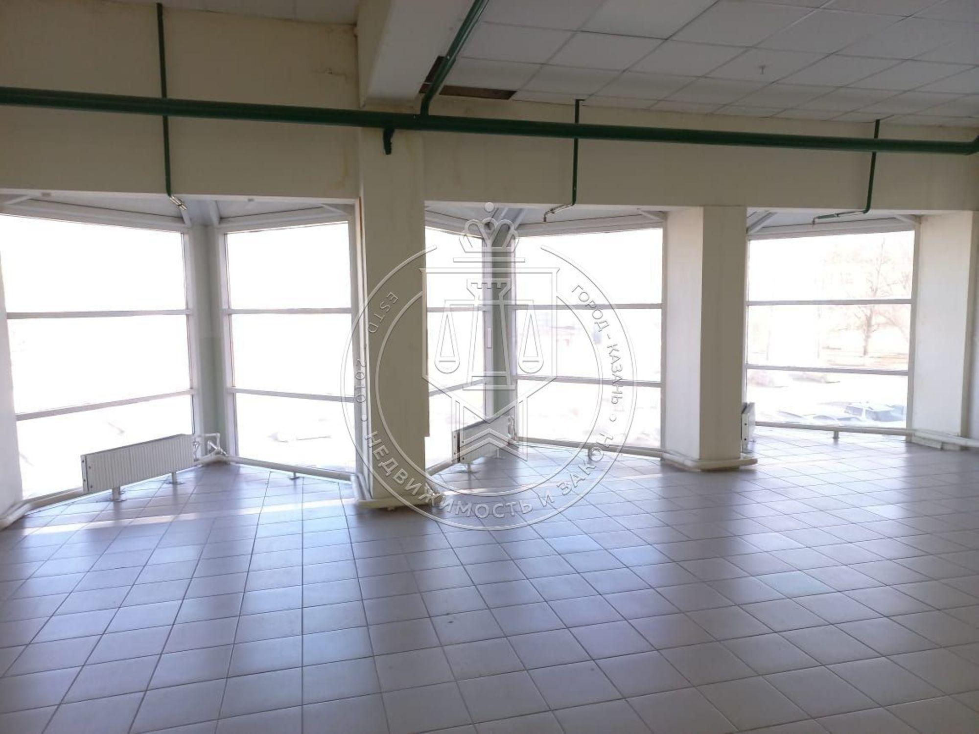 Сдать торговое помещение за 102 000 рублей на Сибирский Тракт, 34 к12