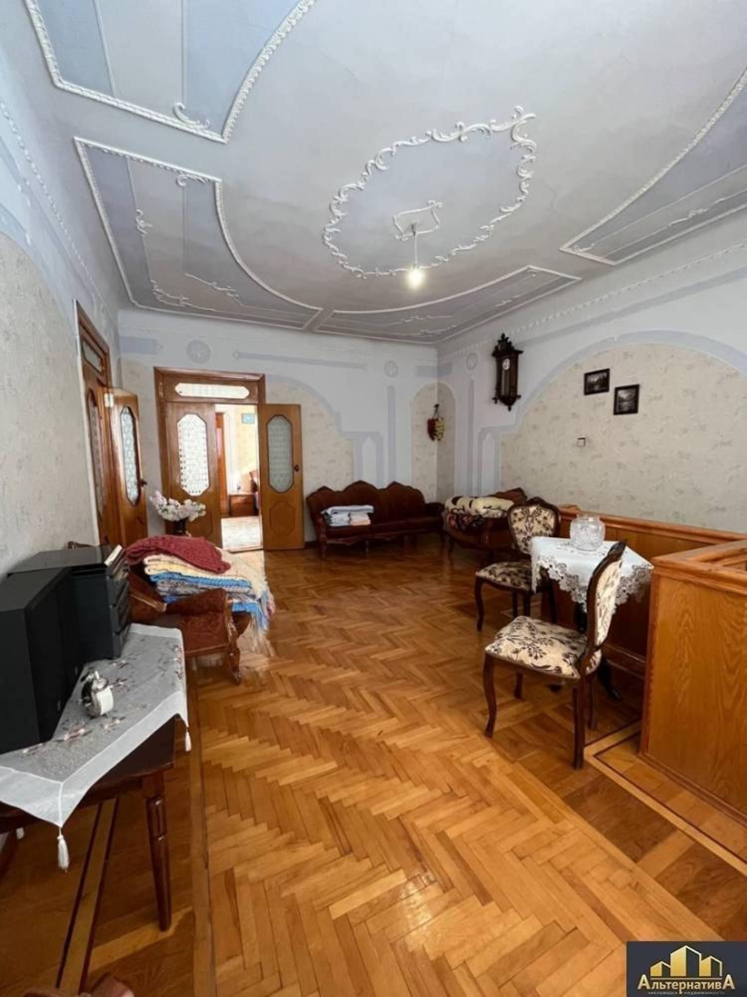 Купить дачу, дом, коттедж за 16 000 000 рублей на Суворова ул.