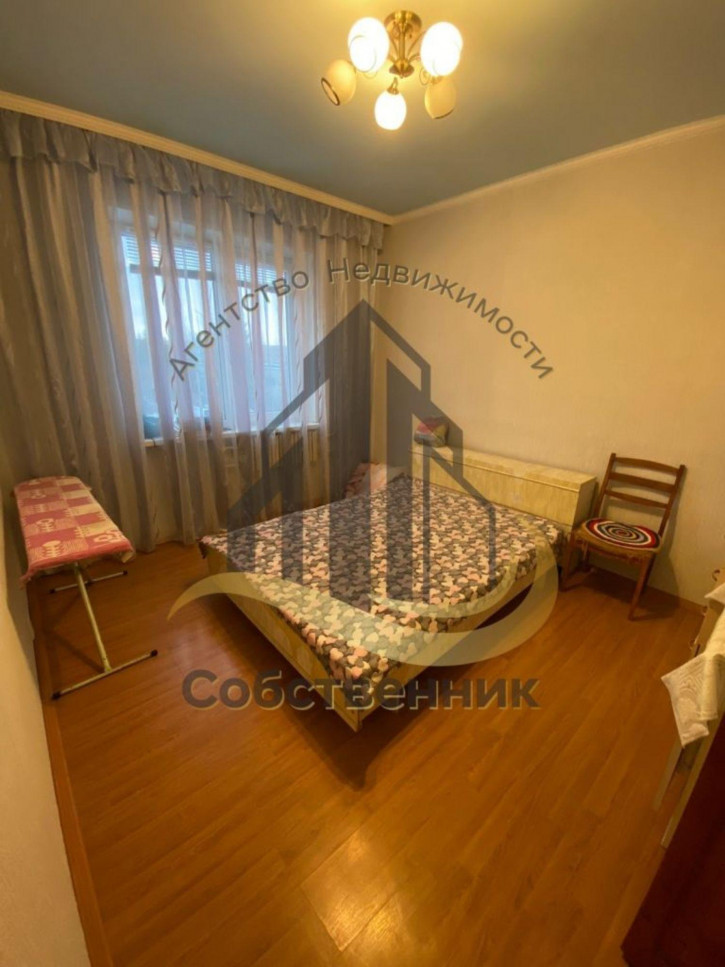 2-комн квартира Космонавтов ул, 3