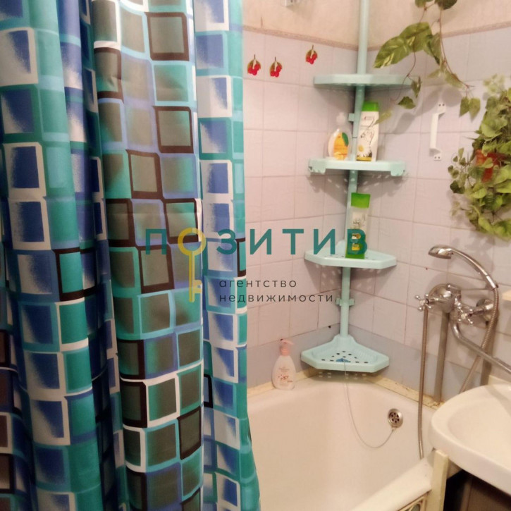 2-комн квартира Украинская ул, 44