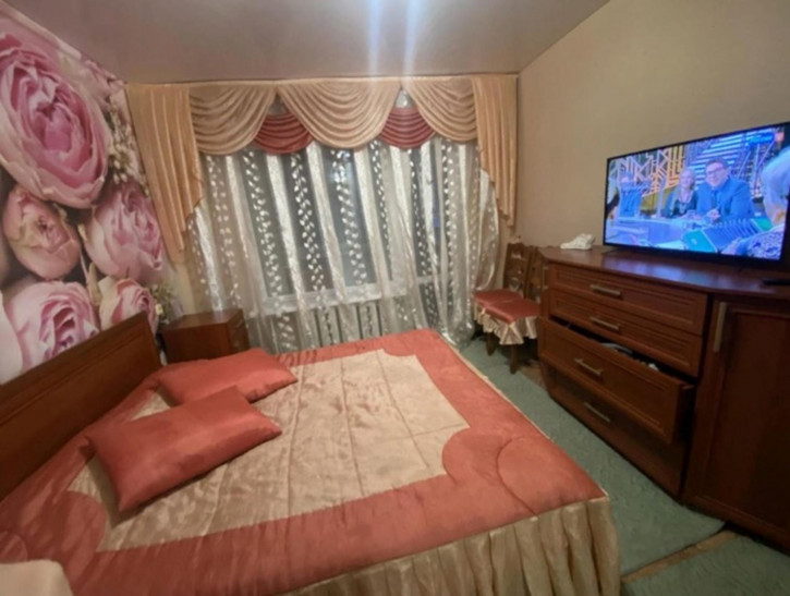 2-комн квартира Крупской улица, 101