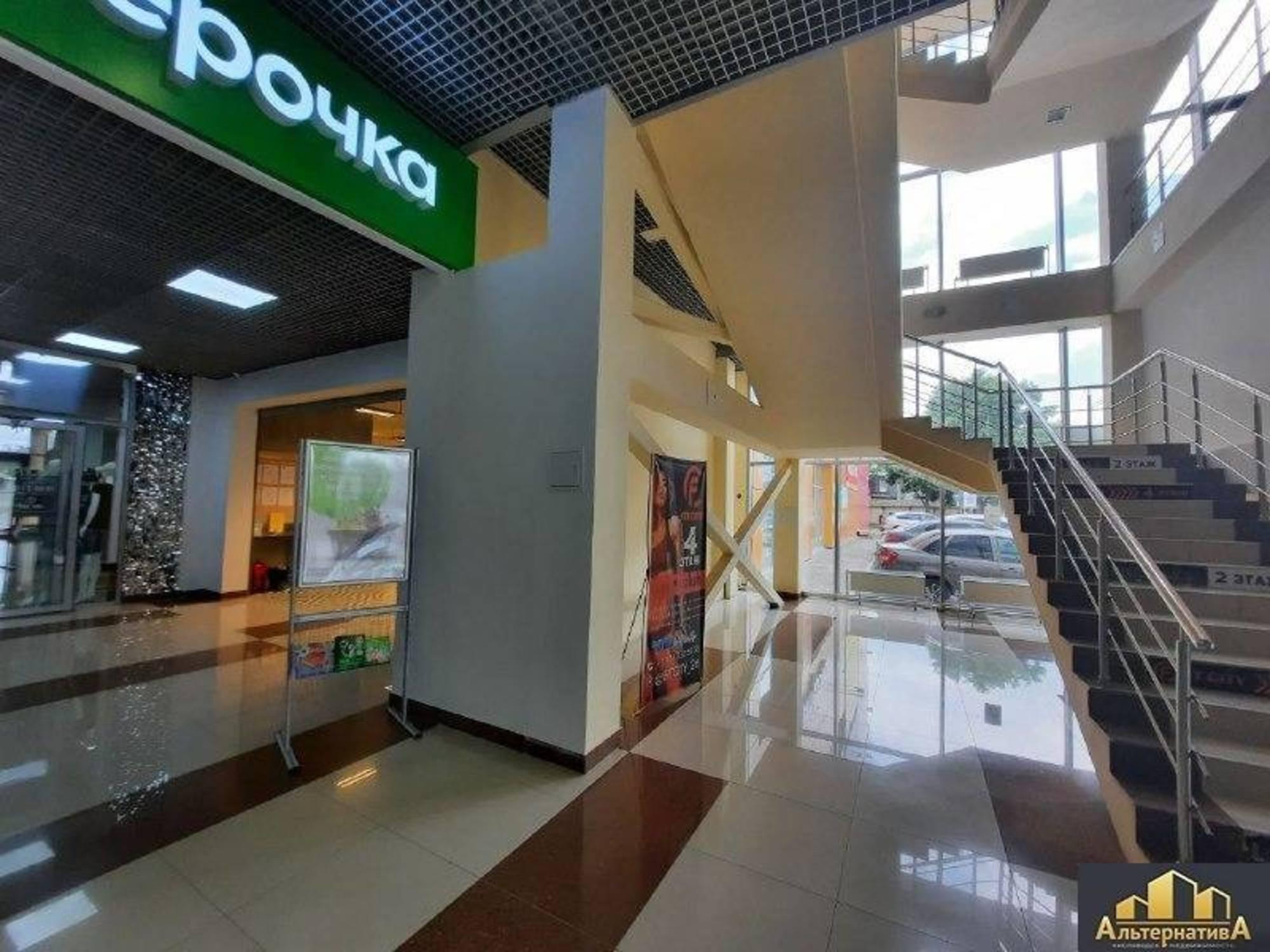 Купить помещение свободного назначения за 850 000 000 рублей на Октябрьская ул.