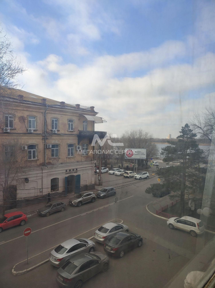 2-комн квартира Кировский р-н, Урицкого ул, 5/3/4
