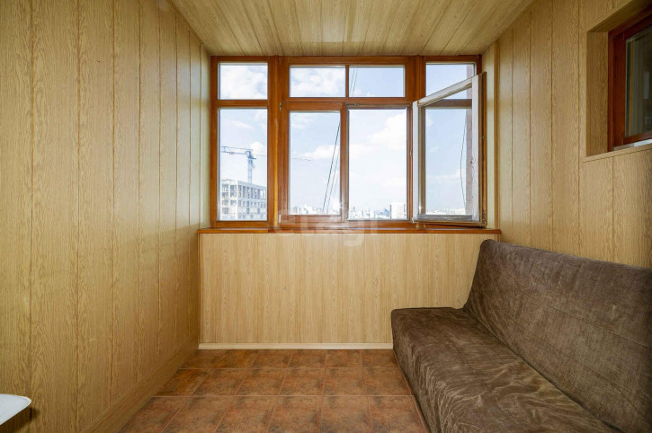 3-комн квартира Чкалова, 45