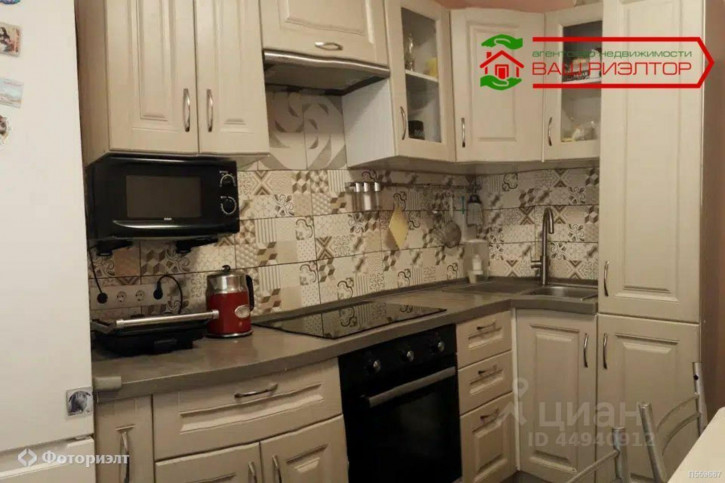 2-комн квартира Романтиков ул, 46Б