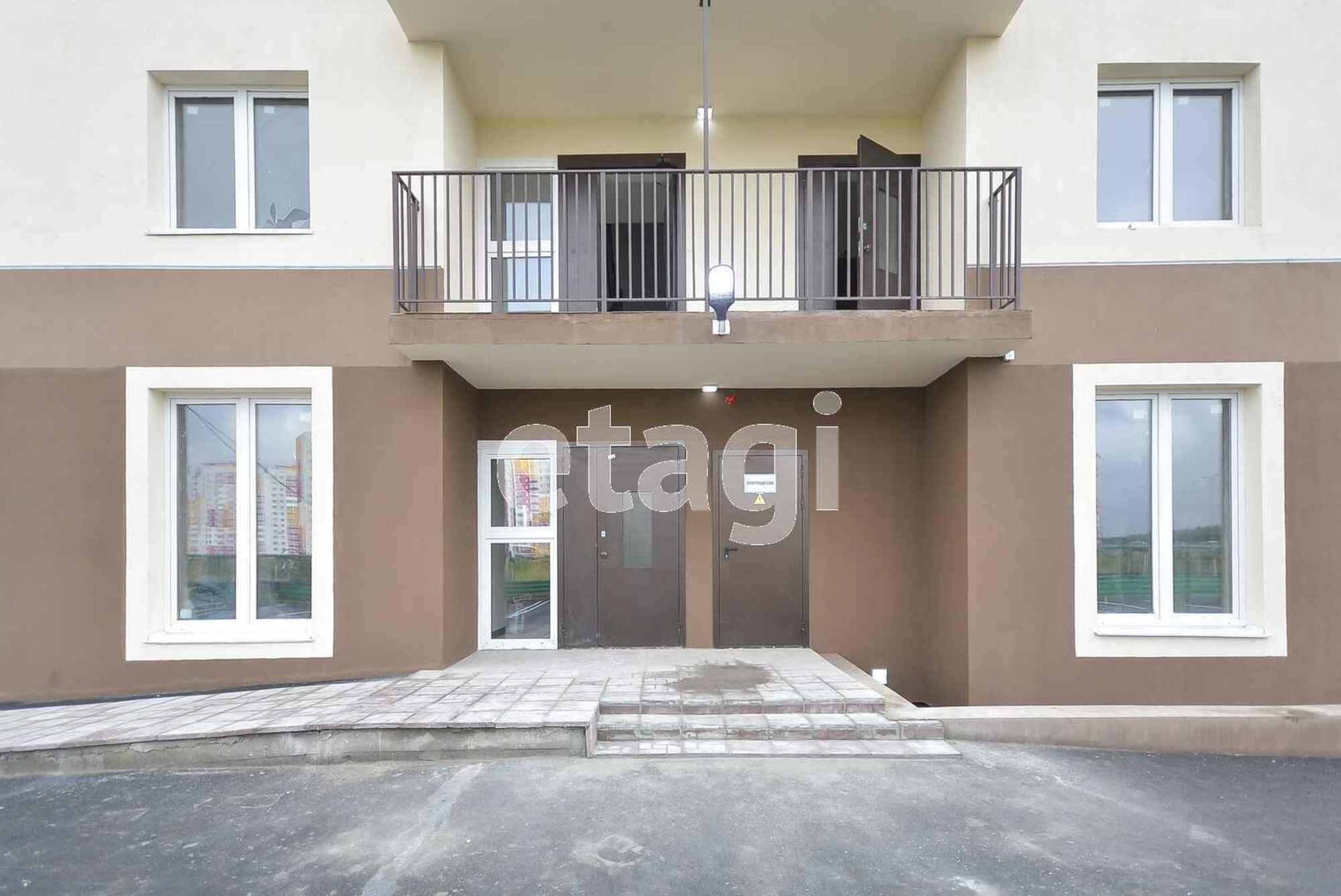 Купить квартиру за 4 995 000 рублей на Фармана Салманова, 10