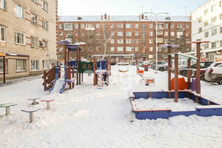 Студия Тульская, 8