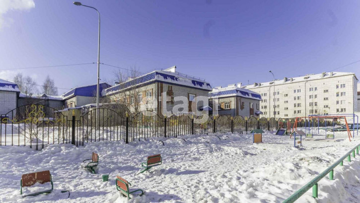 2-комн квартира Космонавтов, 1б