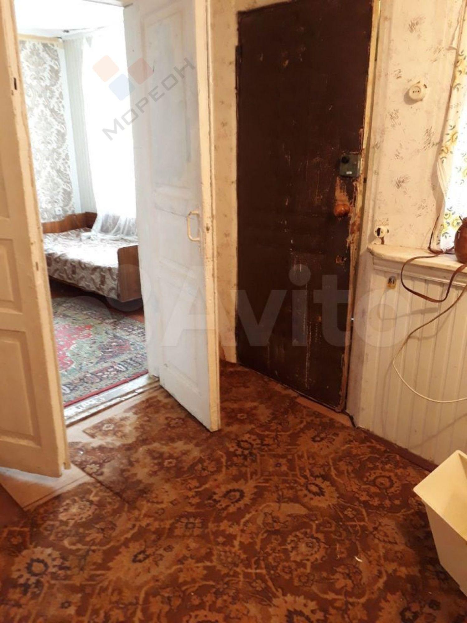 Купить квартиру за 2 700 000 рублей на Коммунаров ул, 62