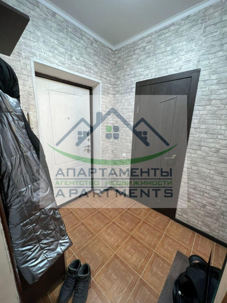 1-комн квартира Шмидта ул, 100