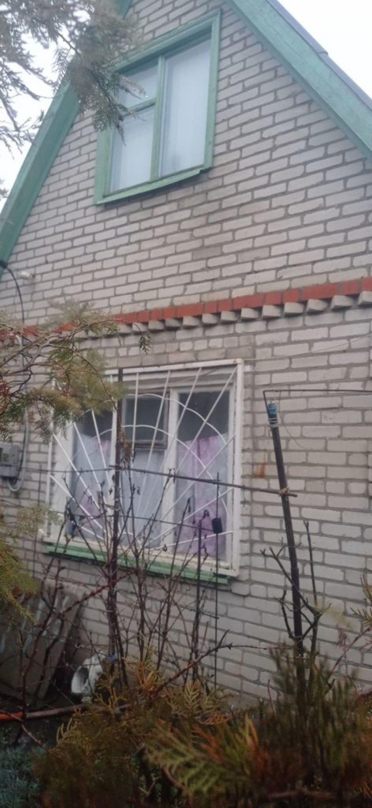 Коттедж/дом малиновая