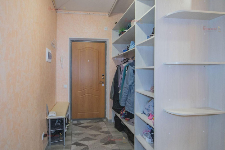 2-комн квартира Васильковая 5