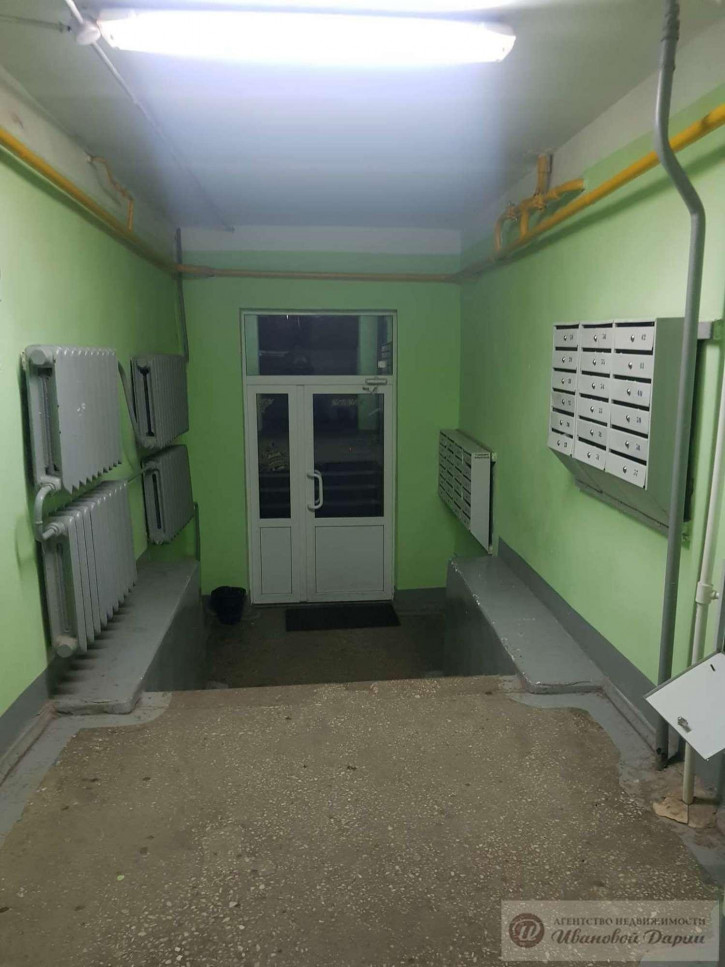2-комн квартира Аэродромная улица, 100