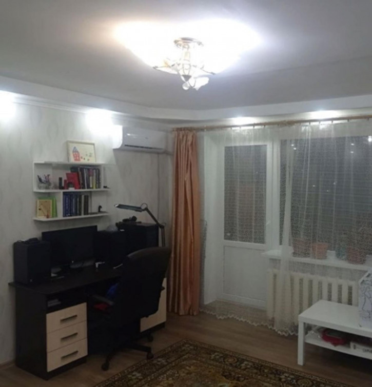 2-комн квартира Воровского улица, 101