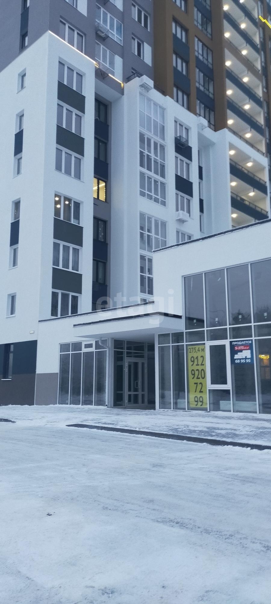 Сдать торговое помещение за 257 000 рублей на Вадима Бованенко 4/1