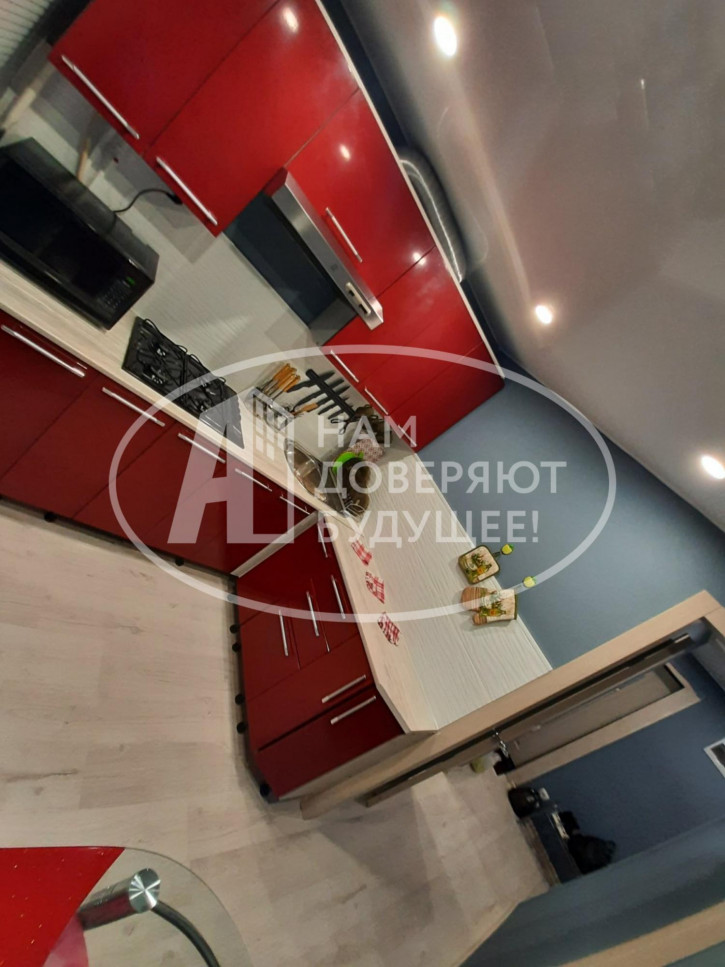 2-комн квартира улица Циолковского, 4