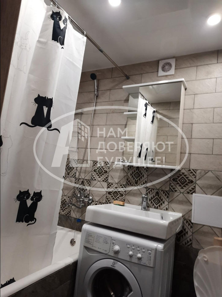 2-комн квартира улица Циолковского, 4