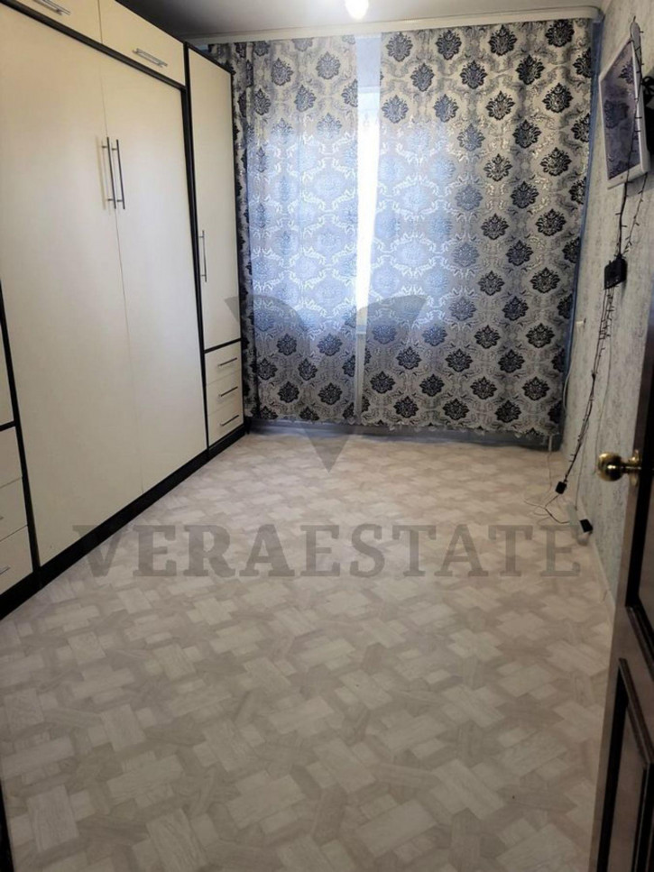 3-комн квартира ул. Тамбовская,43