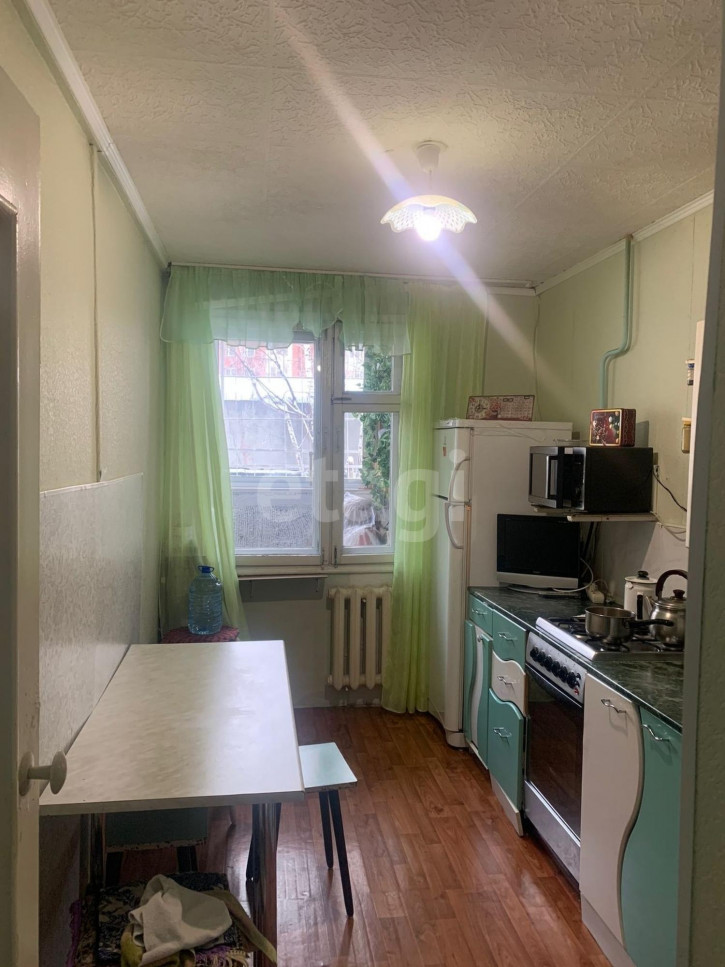 5-комн квартира Серова, 35