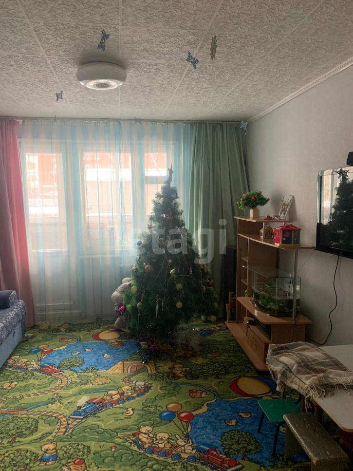 5-комн квартира Серова, 35