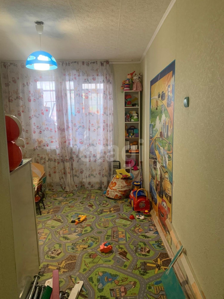 5-комн квартира Серова, 35