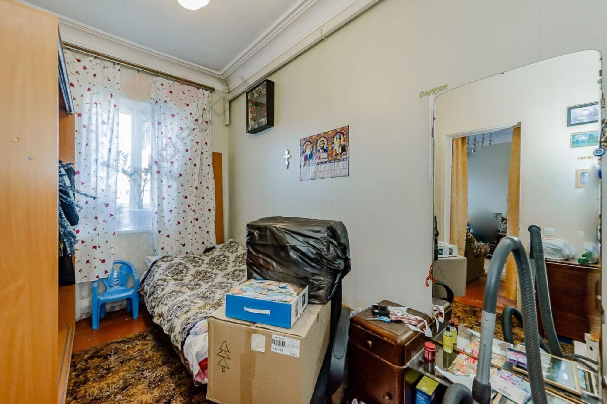 Купить дачу, дом, коттедж за 28 000 000 рублей на Большевистская ул, 300