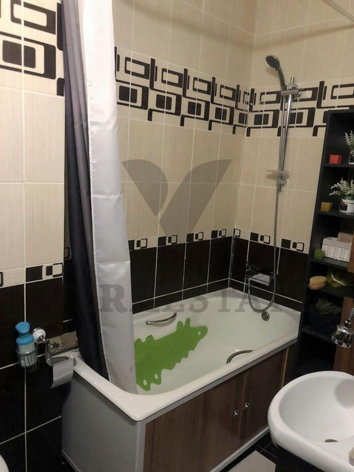 2-комн квартира ул. Большая,620