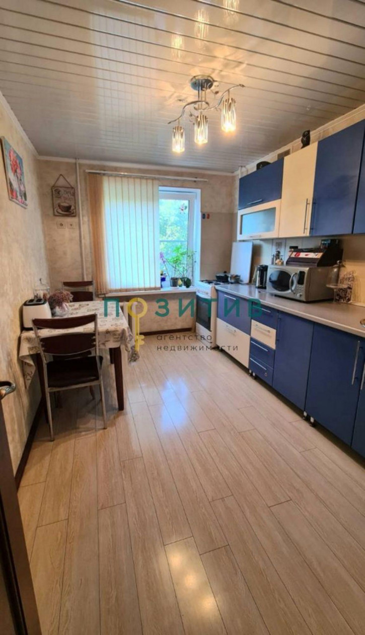3-комн квартира Сергеева ул, 4