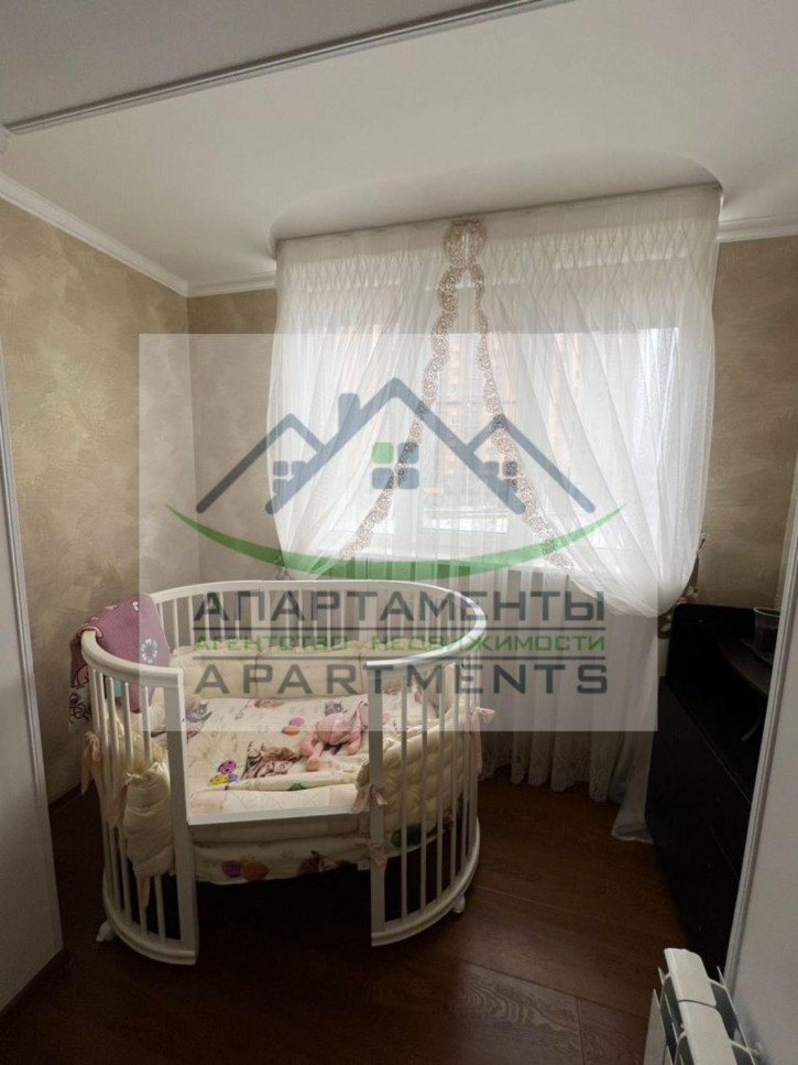 3-комн квартира Буачидзе ул, 4