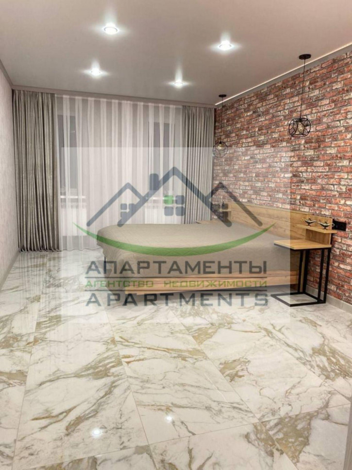3-комн квартира Пестова ул, 17А