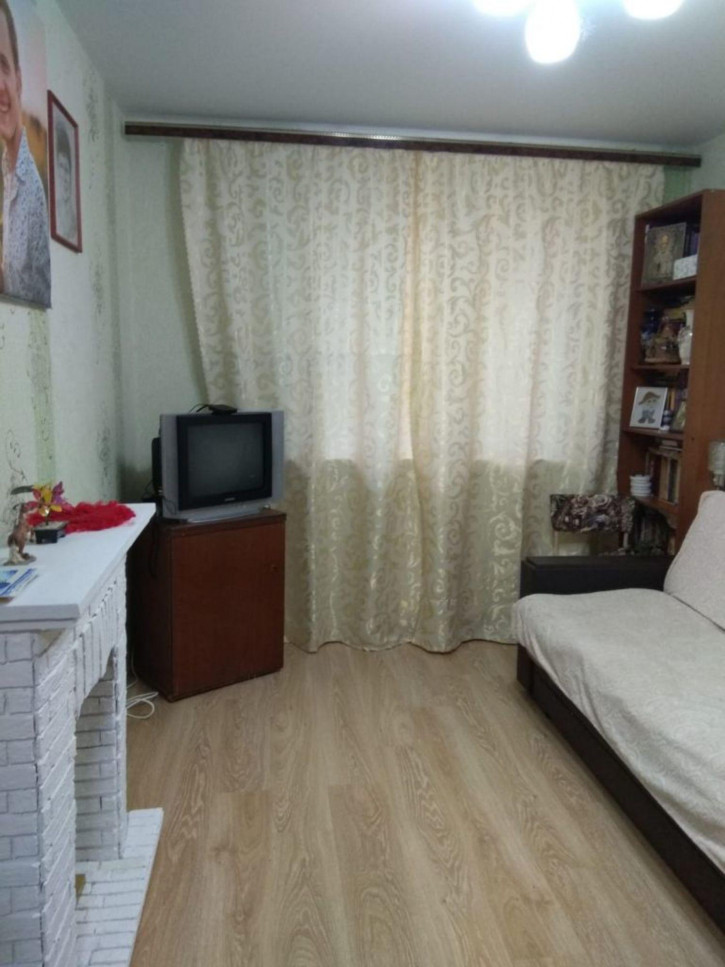 2-комн квартира Половинко ул, 280
