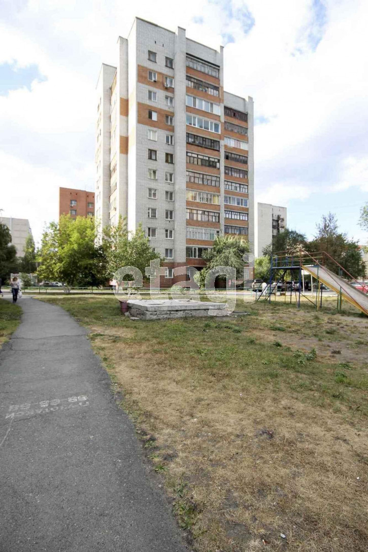 2-комн квартира Широтная, 109