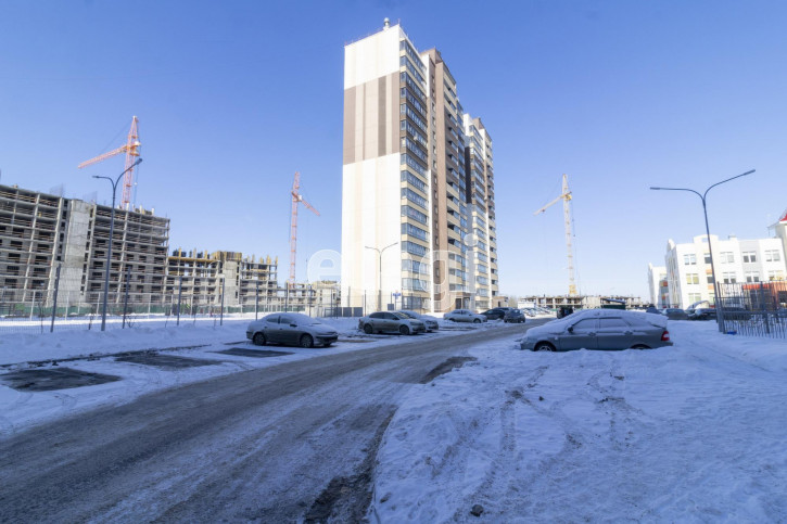 1-комн квартира Новоселов, 111