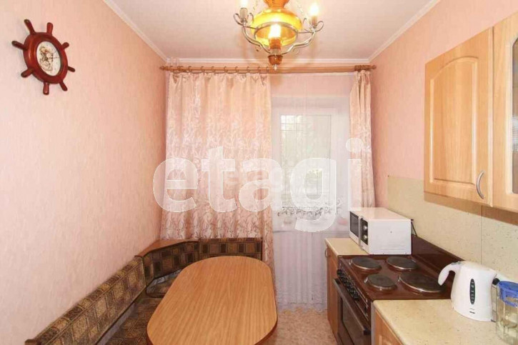 1-комн квартира Депутатская, 106