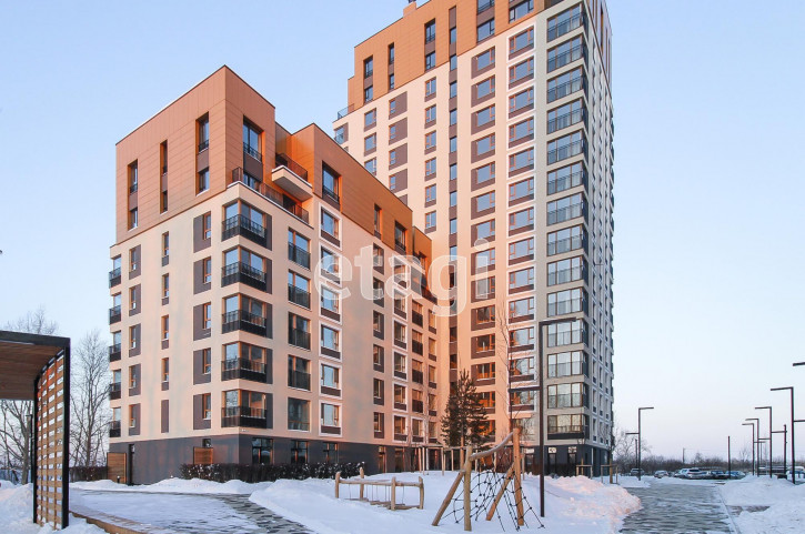 4-комн квартира Воронинская, 41