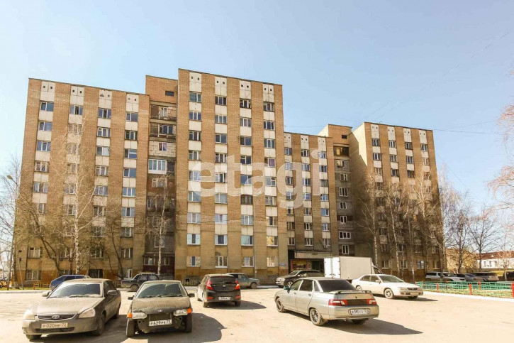 Комната Республики, 220
