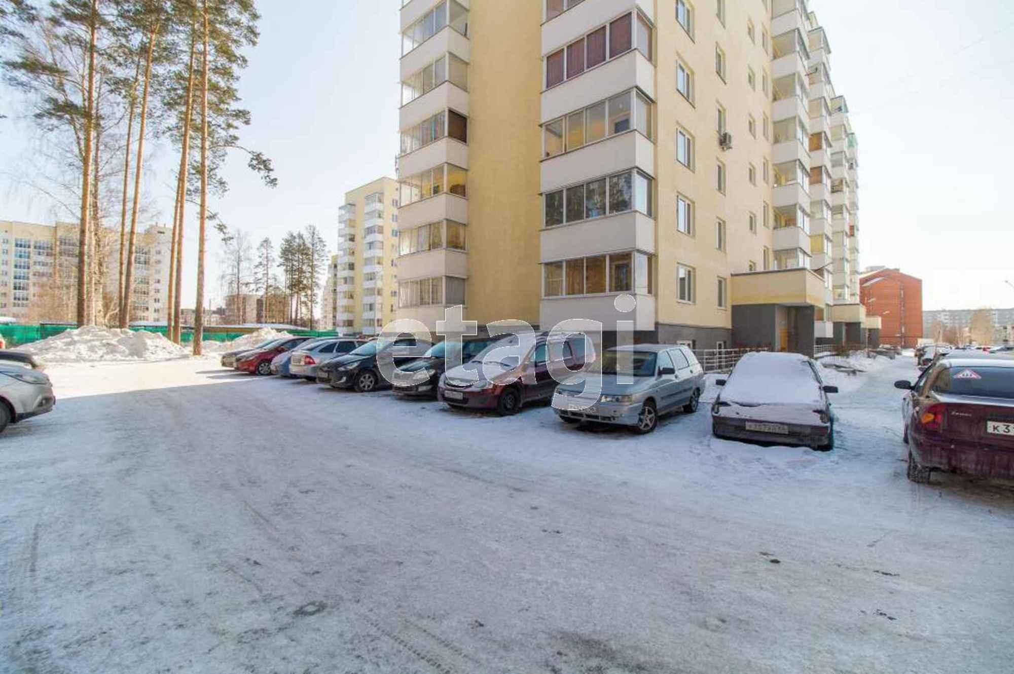 Купить квартиру за 4 100 000 рублей на Уральских рабочих, 44д