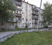 -комн, 29.3кв м,  Советская, 35б