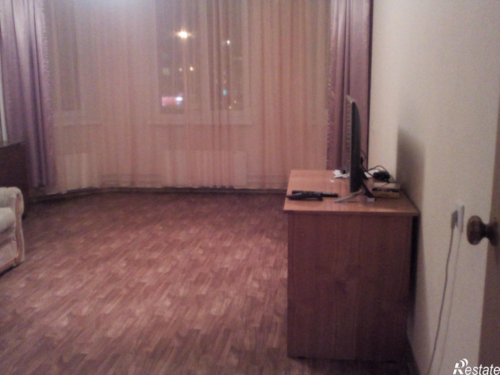 1-комн квартира Островского, 7