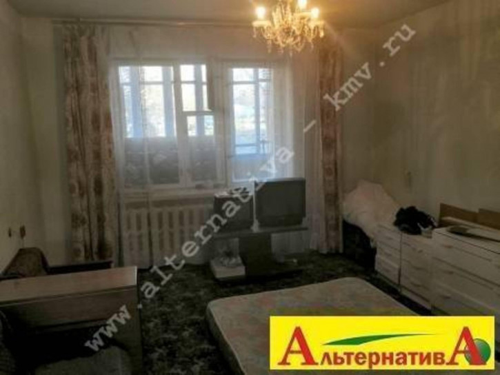 2-комн квартира Водопойная ул.