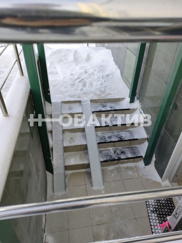 Помещение свободного назначения улица Виктора Уса, 2
