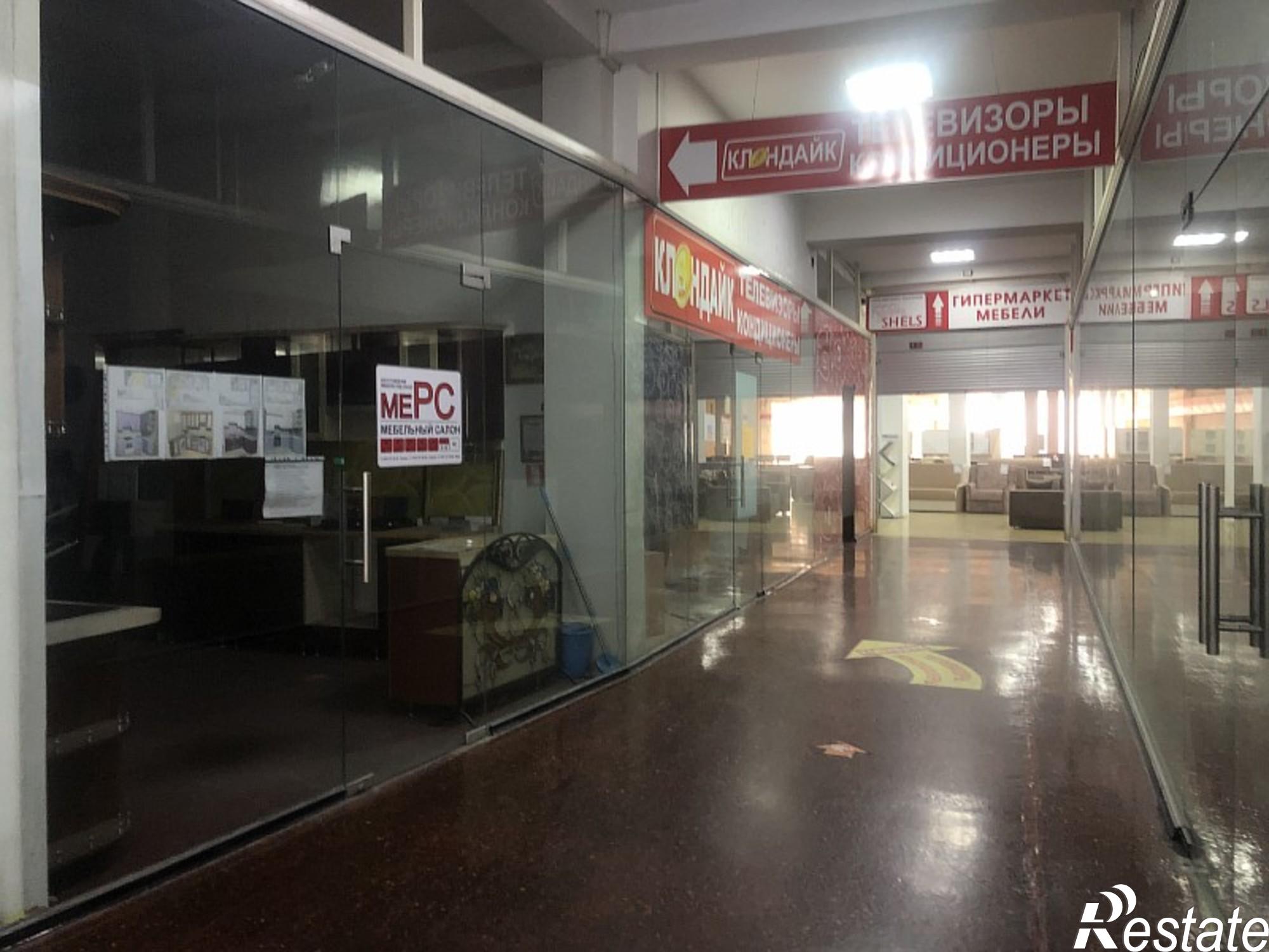 Купить торговое помещение за 5 000 000 рублей на Пожарова улица, д.21