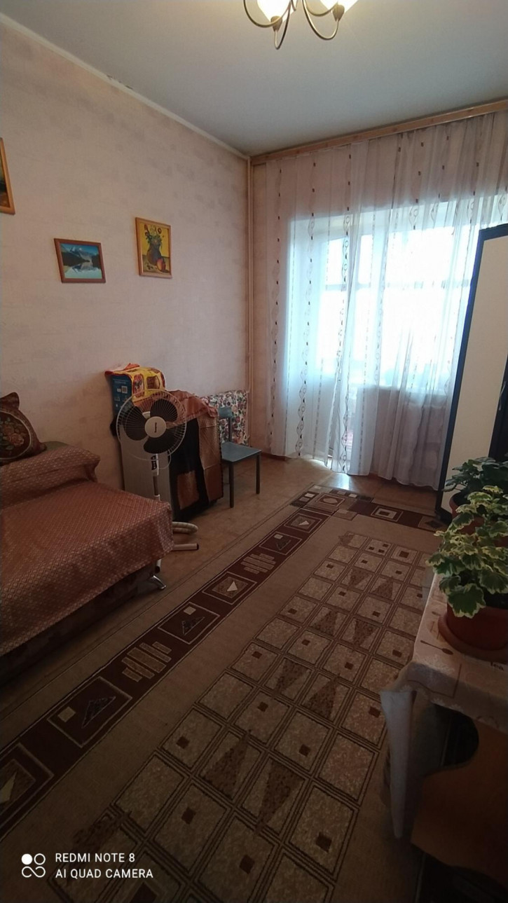 3-комн квартира Народная, 24