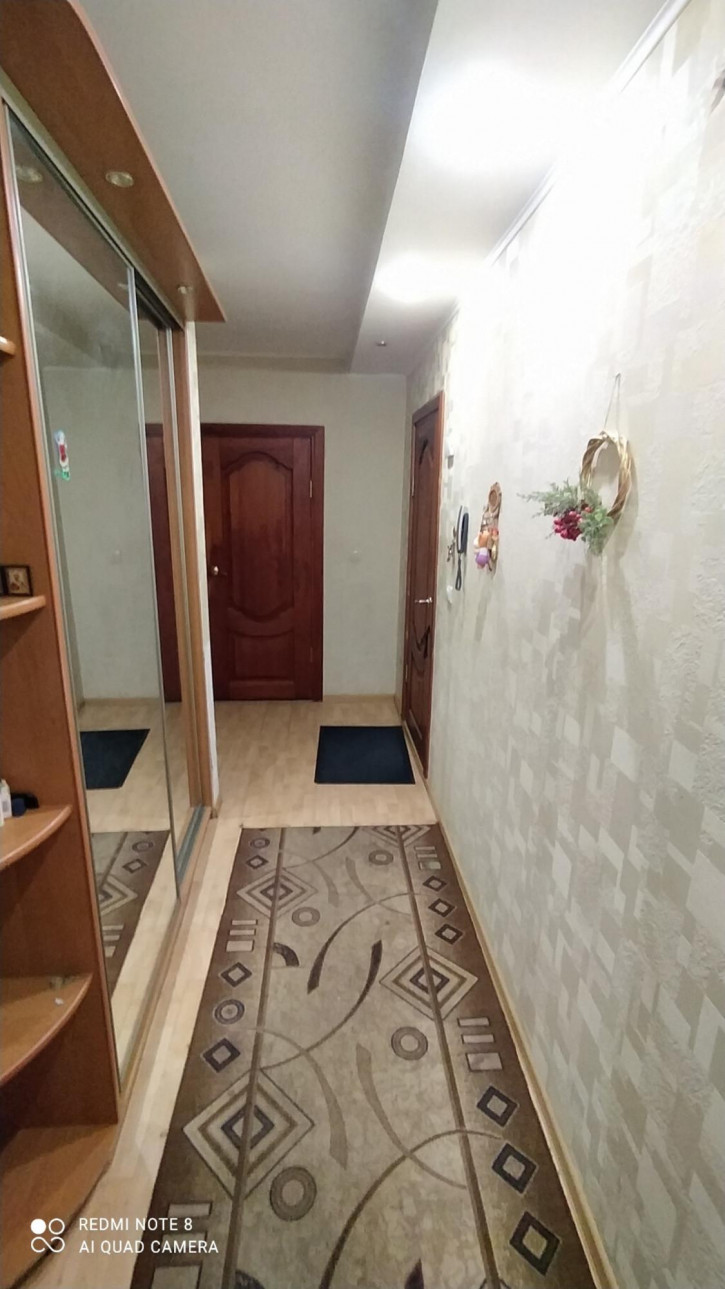3-комн квартира Выборная, 131