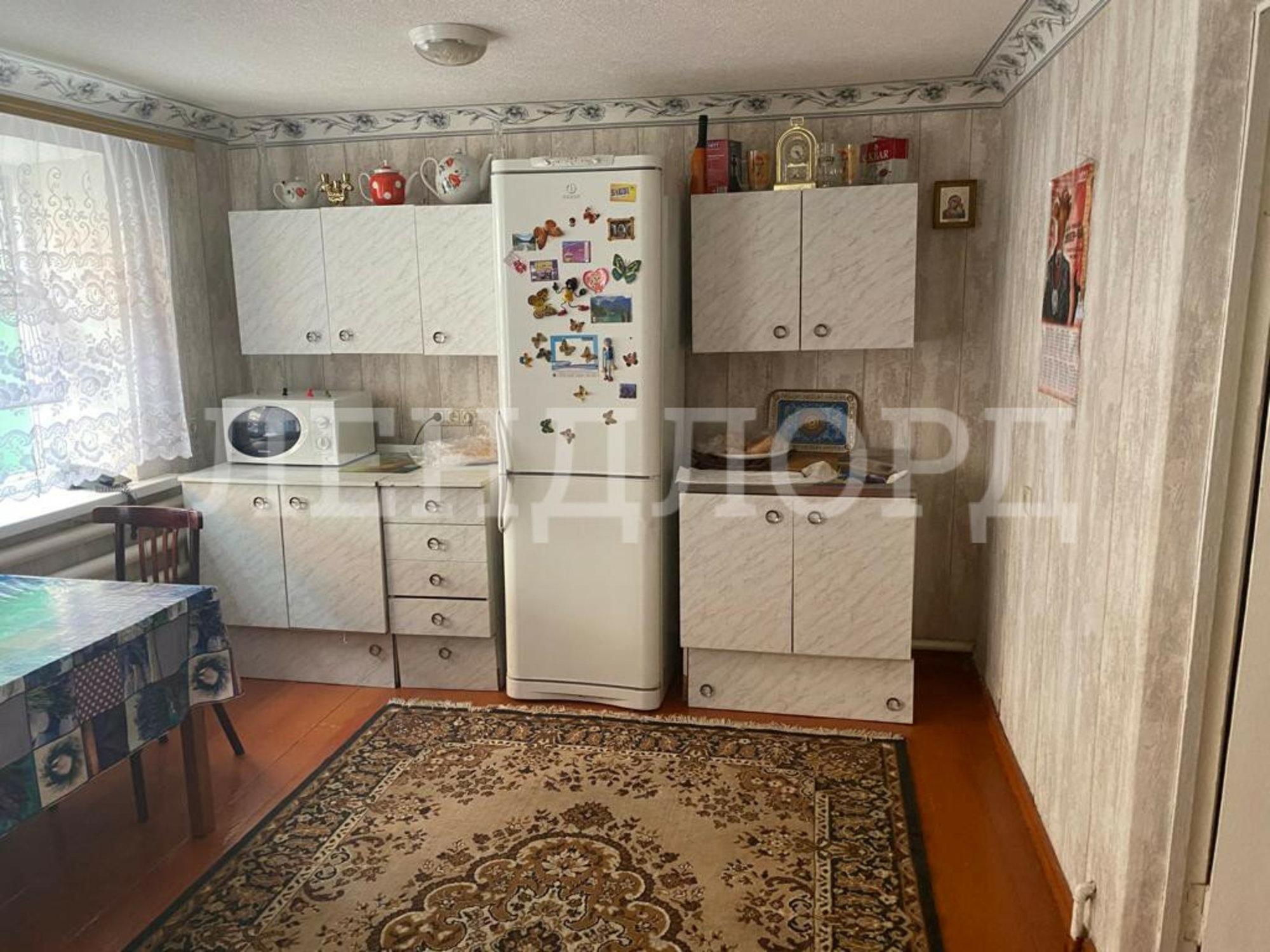 Купить дачу, дом, коттедж за 10 000 000 рублей на улица Мадояна